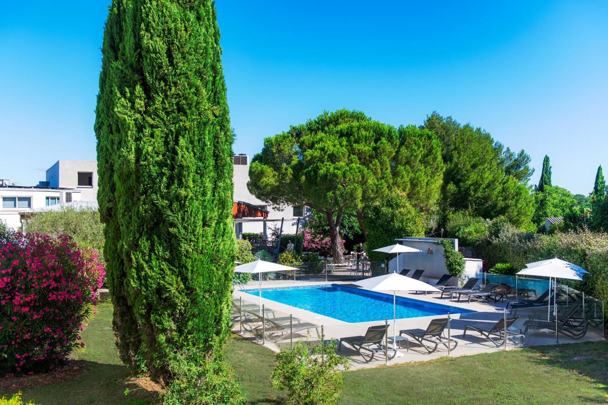 Kyriad Montpellier Est - Lunel Люнел Екстериор снимка