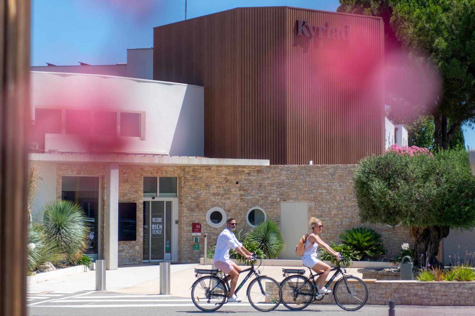 Kyriad Montpellier Est - Lunel Люнел Екстериор снимка