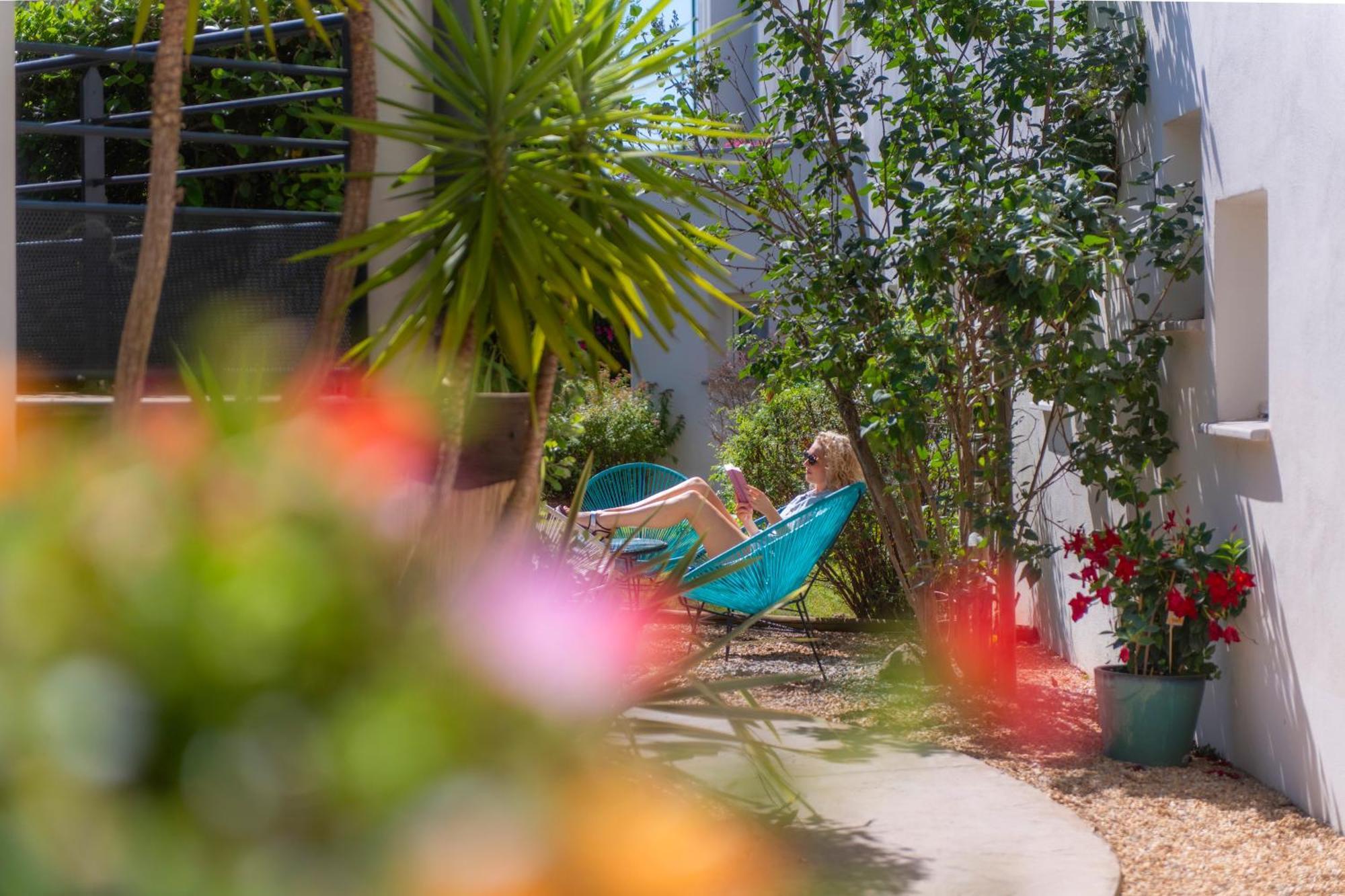 Kyriad Montpellier Est - Lunel Люнел Екстериор снимка