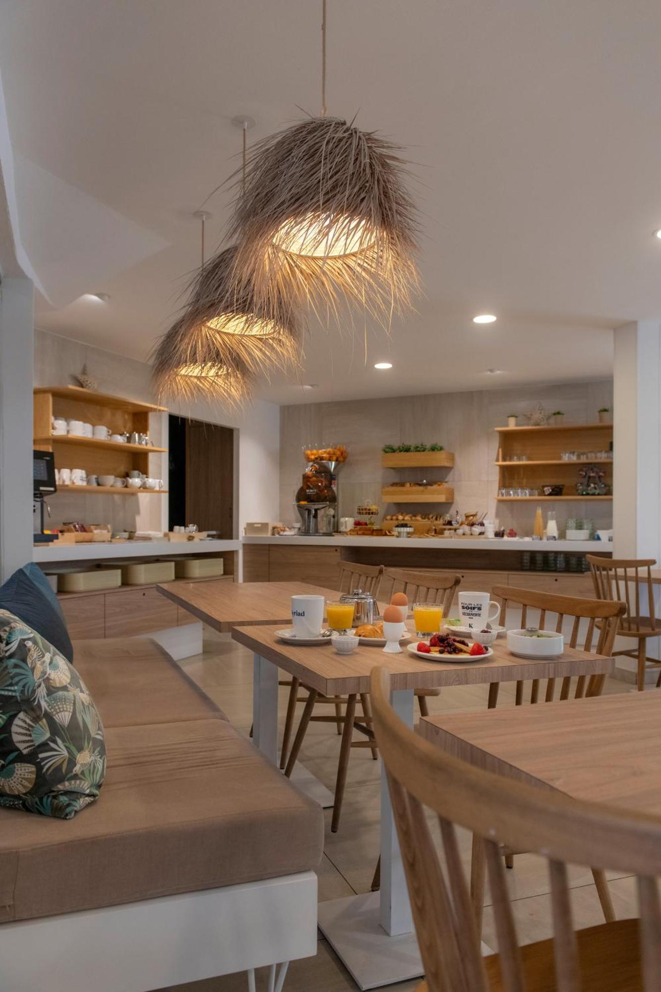 Kyriad Montpellier Est - Lunel Люнел Екстериор снимка